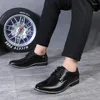 Zapatos de vestir Hombre Casual Vaca Cuero genuino Hombres Oxfords Brogue Formal Oficina Fiesta de negocios Hombres Tamaño grande 38-48