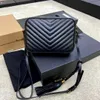 Borsa per fotocamera LOU a tracolla nera da donna di alta qualità Catene di design di lusso Borse mini pochette Borsa con nappa Borsa in vera pelle estiva Borsa a tracolla trapuntata Hobo