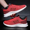 Lekkie, oddychające męskie buty do biegania na co dzień Modne siatkowe buty sportowe Czarny Czerwony Niebieski Rozmiar 39-46
