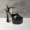 Sandały Kappy Women Designer metalowy gwóźdź pełen platformy ozdobnej wiertarki Snarkin Guty 15,5 cm wysokie obcasy sandał 35-42 z pudełkiem