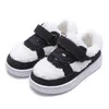 Zapatos deportivos COZULLAA niños niñas invierno cálido forro de felpa algodón niños niños Patchwork moda zapatillas planas Casual tamaño 21-30