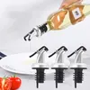 1/3PCS Beccucci per olio d'oliva, Tappo per bottiglia di aceto di olio Beccuccio a tenuta stagna Dispenser per vino Versatore per olio, aceto, olio d'oliva, insalata, vino, ecc. Utensili da cucina