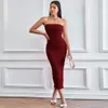 2023 nouveau ins sexy poitrine wrap hanche jupe couleur unie robe plage longue robe robe