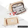 Blyertsväskor Angoo Special Grid Pen Pencil Case Multi Slot Plaid Storage Bag Pouch Organizer för Stationery Cosmetic Student A6443 230620