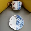 Koppar tefat keramisk kaffekoppfat presentförpackning kinesisk stil kreativ färg matchande tekopp set blå och vit porslinhandtag muggvatten 230620