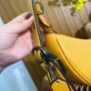 Designer Crescent Bag Mini Half Moon Handbag Lettera Nano Clutch Women Chain Crossbody Borsa a mano sotto le ascelle in vera pelle