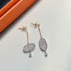 23ss pendientes de diseñador para mujer pendientes de tuerca Borla de nariz de cerdo engastada con pendientes de diamantes Pendiente de temperamento exquisito de la Edad Media Accesorio de mujer de alta calidad