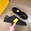 Neue Männer Paris Echtes heißes Leder Lace-up Casual Sportschuhe Männer laufen Mode Turnschuhe Flache Schuhe Weiß Schwarz Casual