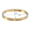 Bracciale rigido di lusso in acciaio al titanio con diamanti per donna Braccialetti d'amore dal design classico Bracciale in vero cristallo austriaco oro 18 carati argento regalo di gioielli Brithday di nozze