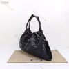 New Top Women's Bag Luxury Designer Handbag Fashion Plaid Chain Tassel Shoulder Bag Versatile in Europe and America Large Capacity Black Drawstring Bags 746210