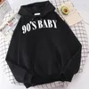 Herrtröjor 90 -talets baby bokstav tryck man hoodie casual mode kläder bekväm enkelhet streetwear överdimensionerade runda nackmän