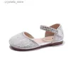 Flickor Sandaler Rhinestone Pearl Sandal Summer Shoes Kids Designer Shoes Childrens Sandals Party Sequins Soft Shoes Child G02172 L230518