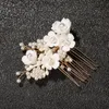 Wedding Ceramic Flowers Hair Comb Barrettes with Luxurious Freshwater Pearls for Bridal Princess Alloy Headpiece Tiaras Fashion