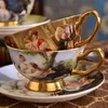 Mugs Coffee Cup Set Porcelain Tea Sets Luxury Gift Bone China Ceramic Cafe Wedding Decoration Drinkware 230620