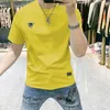 2023 T-shirt da uomo a maniche corte in seta di ghiaccio Body Feel Trend T-shirt a mezza manica occidentale semplice casual slim fit versatile