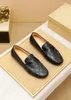 2023 Scarpe eleganti da uomo firmate Mocassini classici Slip On Mocassini casual Uomo Marca Ufficio Matrimonio Walk Drive Flats Taglia 38-44