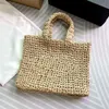 Designer Borsa a tracolla in paglia di rafia Borsa tote da donna di lusso Tessuto estivo Borsa da spiaggia Borsa Chroma di grande capacità Borsa shopping da spiaggia di alta qualità Borse in maglia di design