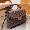 Two-Tone Checkerboard Pattern Women Designer Classic Bag Quilted Tote with Tassel Adjustable Leather Strap High-Capacity Cross body Shoulder Handbag 26x17cm
