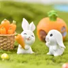 NOWOŚĆ 4PC/SET MODEL Rabbit Cartoon Animal Figurine Dollhouse Miniaturowa bajkowa domowa dekoracja ogrodu Mold Mold Morgi Easter Desktop Craft