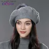 Ciesz się Kobiety Winter Classic French French Beret Wool Dnit Rzeczywisty futra poma beret kapelusz dla Lady Warm Fashion Pom Beret L230523