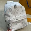 Tasarımcı Sırt Çantası Duffle Bag Tote Çanta Cüzdan Kanalı Çantalar Çantalı Baskılı Bagaj Mektubu Unisex Düz Renk Graffiti Yüksek Kapasite