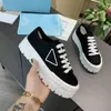 Designer lässige Schuhe Frauen Männer Dreieck Logo Doppelrad-Plattform Nylon-Sneaker für weiße Sneaker-Trainer dreifach dicke Boden Luxus Low Gabardine Größe 35-41