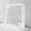 Badrum diskbänk kranar svart/vit tvättbassäng kran mässing kreativt bord däck monterat enhål vatten toalett kran