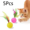 5st Cat Kitten Pet Puzzle Molar Mixed Funny Plastic Golf Ball med färgglad fjäderträning Interaktiva leksaksspel husdjursprodukter