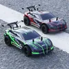 RC Auto Spray Light Spielzeugauto 2,4G Funkfernbedienung Racing High Speed 4WD Drift Climb Geländewagen Geschenk für Jungen Geburtstagsgeschenke