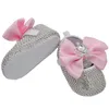 Första Walkers Dollbling Luxury Rhinestones Baby Girl Shoes First Walker pannband Set Sparkle Bling Crystals Princess Shoes Baby Shower Gift Sh 230620