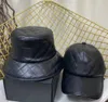Leather Bucket Hats Designer Baseball Cap Winter Wide Brim Letter Printed Bone Curved Casquette Snapback Sun Hip Hop Streetwear