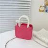 Borse principessa desinger per bambini Cute zigrinatura fiore lettera mini borsa quadrata di lusso per bambini ragazze borse a tracolla monospalla F1721