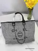 Designer Bag Beach Tote Bag Shopping Luxury Designer Women's Mens Canvas Axel crossbody Top Handle Chain Fashion Stora Handbag Påsar