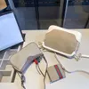 Moda ve popüler çanta birinci sınıf işçilik İnternet Kırmızı Crossbody Bag Büyük kapasite ve çok yönlü koltuklu torba tuval çanta cüzdan