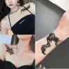 Tatuagens temporárias 100 pçs Tatuagem pequena Mini flor Crânio Espada Corpo Braço Pescoço Arte do dedo Borboleta Animal Mulher Homem Criança Adesivo à prova d'água 230621