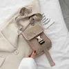 Ny nyckelring Mobiltelefon Kvinnors tvärbalkar Mini Bag Long Chain Shoulder Strap Messenger Bag Drawstring Classic