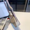 Moda ve popüler çanta birinci sınıf işçilik İnternet Kırmızı Crossbody Bag Büyük kapasite ve çok yönlü koltuklu torba tuval çanta cüzdan