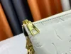Designers Sacs fourre-tout sac à bandoulière Sac femme bandoulière blanc gaufré Délicat imitation Demi-Lune Sacs à bandoulière BOUCLE 26 x 20 x 12CM Sac Baguette M81094 M57790