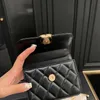 Luxurys kanalpåse designer väskor handväska dubbel guld boll mini röd kuvert väska på mode textur läder multifunktionell bärbar axel crossbody väska