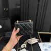 Luxurys kanal çantası tasarımcı çantaları çanta çift altın top mini kırmızı zarf çanta çantası moda doku deri çok fonksiyonlu taşınabilir omuz crossbody çanta