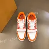 Top Hot Luxury Designer Sneaker Sneaker da uomo Donne Calfano Tops High Tops Avvolgitore Rainbow Trainer Stampato Morifini in pelle stampate Vintage