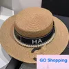 패션 짚 모자 여름 물 진주 편지 마크 큰 챙다 평평한 상단 모자 해변 해변 태양 모자