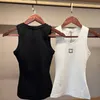 Kırpılmış T Shirt Kadın Örgü Tank Top Tasarımcı Nakış Yelek Kolsuz Nefes Alabilir Kükürtlü Külkü Kadınları Spor Üstleri