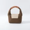 Женская сумочка модная шоу на полумесительском дизайне крючкового дизайна на плечах сумки с кросс -кусочком сумочки кошельки подлинная кожа хорошая качество бесплатная доставка
