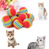 Kleurrijk kattenspeelgoed Interactief balspeelgoed voor katten Spelen Kauwen Rammelaar Scratch Foam Ball Training Cat Scratcher Cat Accessories
