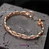 8A -Qualitätsdesigner -Armbänder H nach Hause zum Verkauf v Gold plattiert Mijin High Hohlschwein Nase Vielseitiges Armband mit fortgeschrittenem Stil Diamant Einbettung mit Geschenkbox