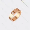 Кольцевые кольца для дизайнерских женщин Любовь кольцо титановое стальное кольцо с бриллиантовым кольцом. Магазин/21621802 13