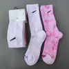 Tech-Fleece-Herrensocken mit Batikmuster, farbenfrohe Designer-Modestrümpfe, All-Match-Damen, atmungsaktive Baumwolle, Fußball, Basketball, Sportsocken für Männer