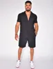 Summer Designer Mens Tute Completi Jogger Felpe Sport Tuta sportiva Uomo Manica corta Felpe Camicie Disegni Abbigliamento sportivo Set tute fitness