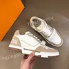 2023 Luxury Designer Shoes Sneakers Uomo donna in pelle di vitello high top lacci stivale arcobaleno trainer motivi in pelle stampata scarpe da ginnastica vintage